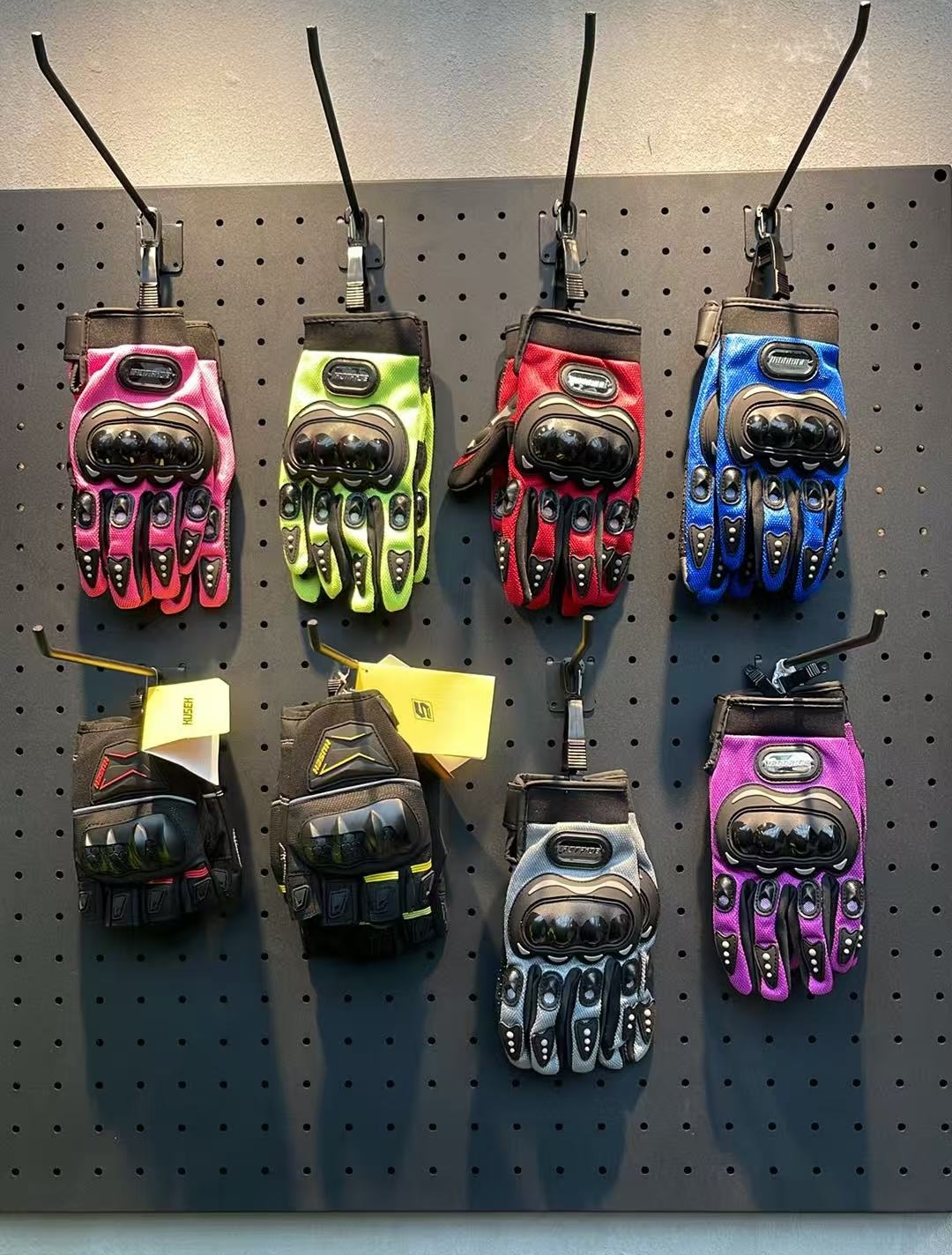 Riding Gloves